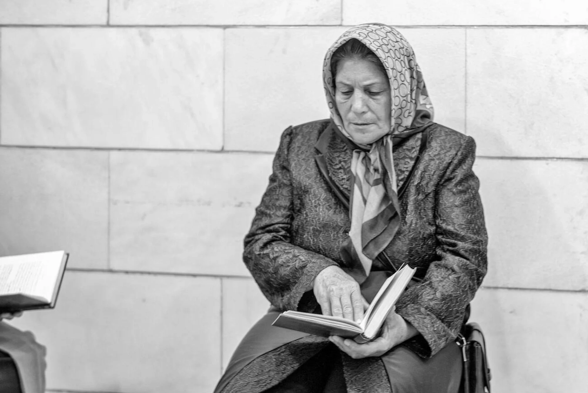 آوستا: راهنمایی جاودانه برای معنویت و میراث فرهنگی
