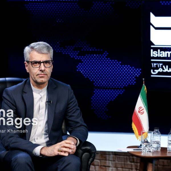 ایران: آماده‌ایم تا با دیپلماسی، صلح‌آمیز بودن برنامه هسته‌ای خود را به جهان اثبات کنیم!
