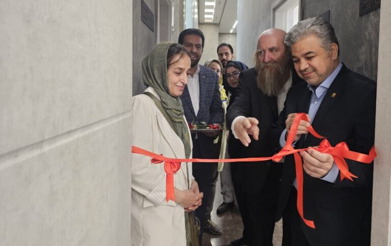 ایران اولین دانشکده تخصصی ترمیم خودروهای کلاسیک را افتتاح کرد!