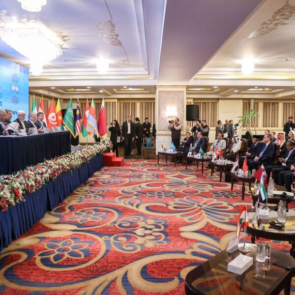 ایران: توسعه هوش مصنوعی در کشورهای اسلامی را به عنوان اولویت اعلام کرد