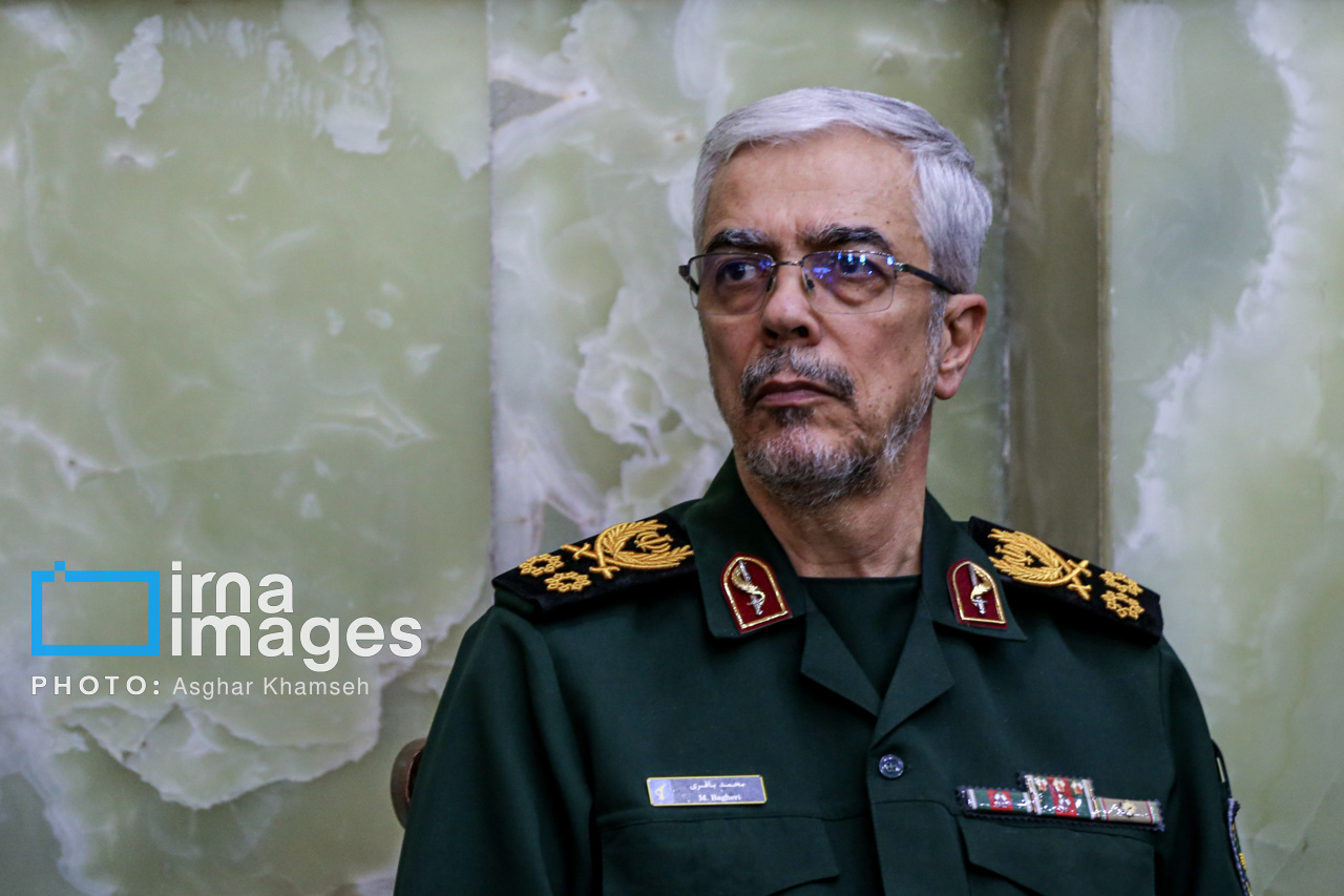 ایران دیوار امنیتی در مرزهای شرقی می‌کشد: فرمانده ارشد خبر داد