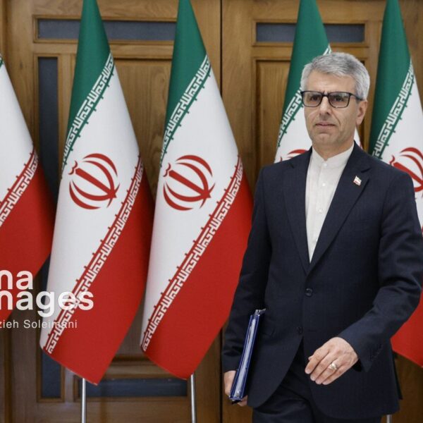 ایران روز ملی مقاومت و ایستادگی را گرامی می‌دارد: تجلیل از اراده و پایداری ملت ایران