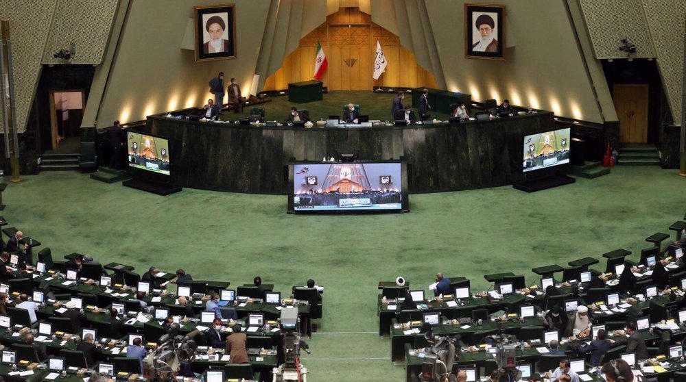 ایران هرگز از حقوق هسته‌ای خود صرف‌نظر نخواهد کرد: مجلس شورای اسلامی