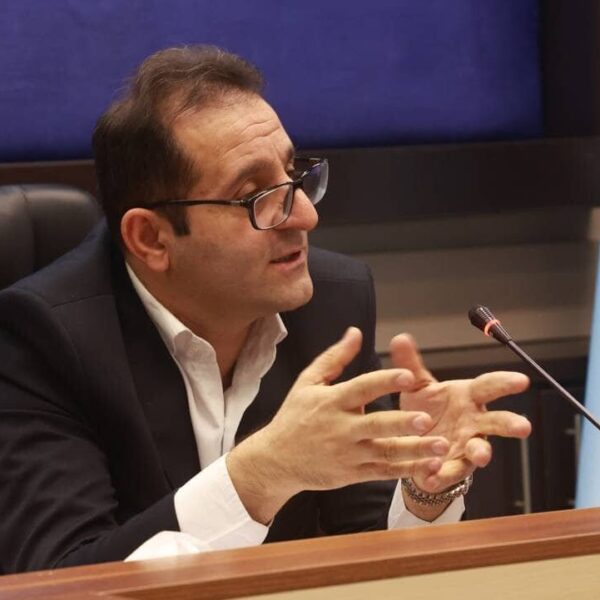 ایران ویزاها را آسان می‌کند، اما اطلاعات نادرست رسانه‌ای مانع گردشگری است!