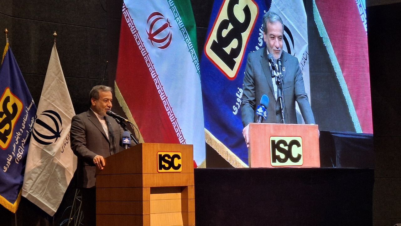 عراقچی: دور زدن تحریم‌ها قدرت چانه‌زنی ایران را افزایش می‌دهد و تحریم‌کنندگان را ناامید می‌کند