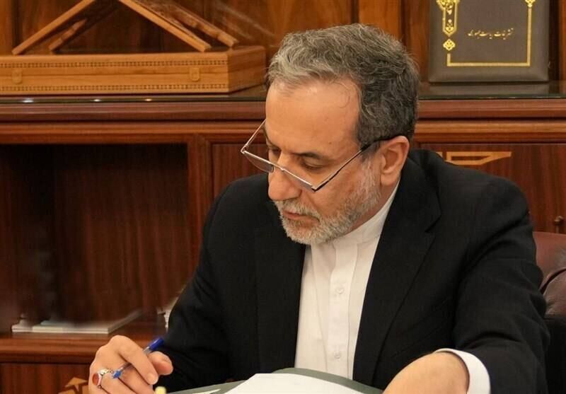 عراقچی: فرانسه هیچ اعتبار اخلاقی برای موعظه به ایرانیان ندارد