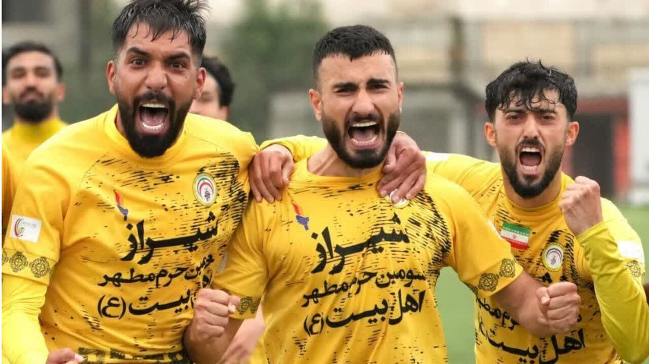 فجر سپاسی: صعود به لیگ برتر فوتبال ایران در فصل 2025/26!