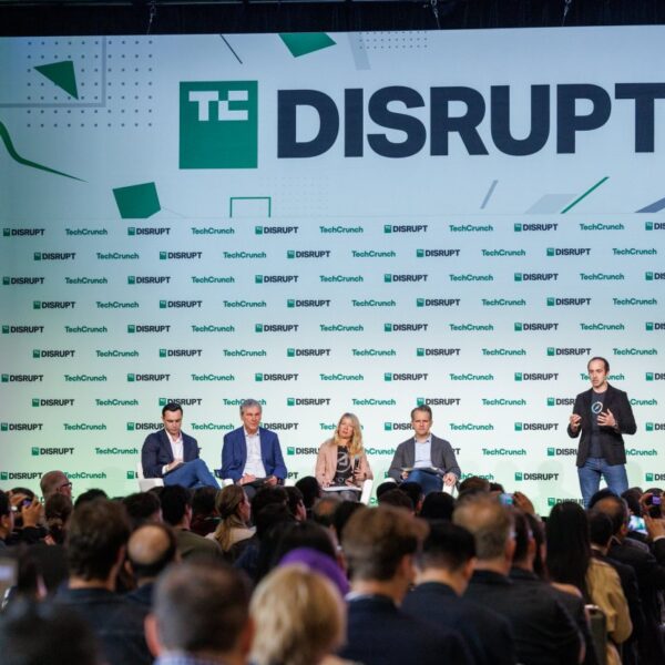 فرصت طلایی: تخفیف‌های زودهنگام TechCrunch Disrupt 2025 تا پایان امروز!