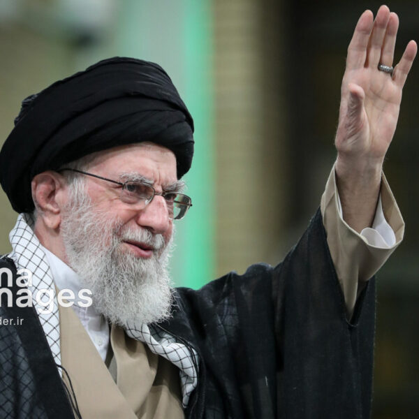 معلمان ایران به ملاقات آیت‌الله خامنه‌ای رفتند: هم‌اندیشی برای آینده آموزش