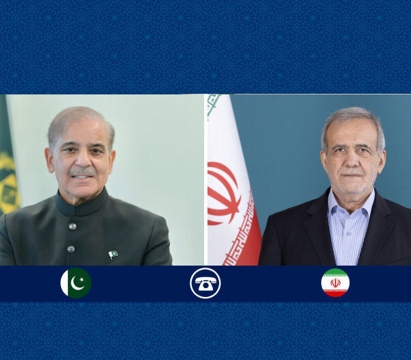 نخست‌وزیر پاکستان از ابتکار ایران برای کاهش تنش‌ها بین هند و پاکستان تقدیر کرد
