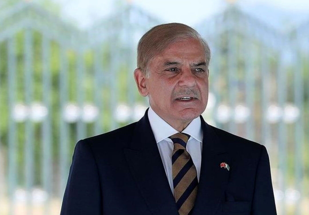 نخست‌وزیر پاکستان به تهران سفر کرد: تقویت روابط دوجانبه و همکاری‌های اقتصادی
