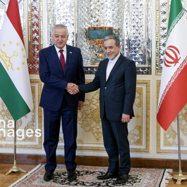 وزیر امور خارجه ایران با همتای تاجیک و مقام ارشد امنیتی ارمنستان در تهران دیدار کرد