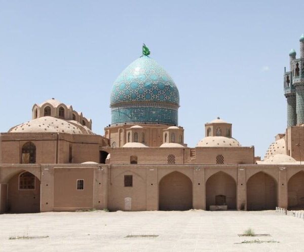 کشف آثار تاریخی دزدیده شده از موزه شاه نعمت‌الله ولی و دستگیری مظنون اصلی