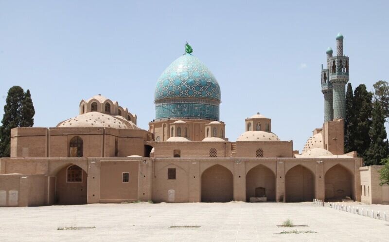 کشف آثار تاریخی دزدیده شده از موزه شاه نعمت‌الله ولی و دستگیری مظنون اصلی