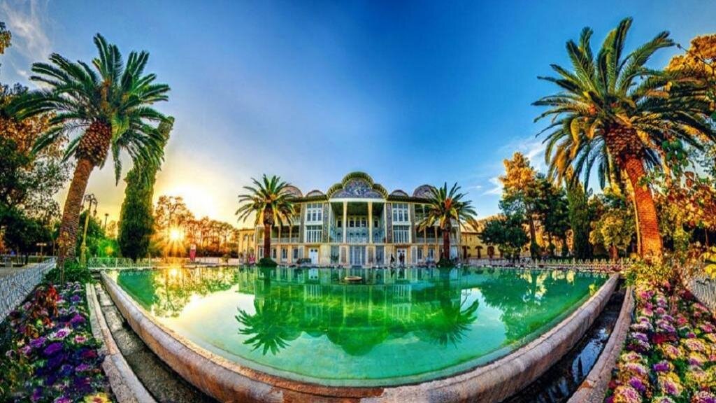 گردشگران از 50 کشور به ایران سفر می‌کنند: فرصتی بی‌نظیر برای صنعت گردشگری!