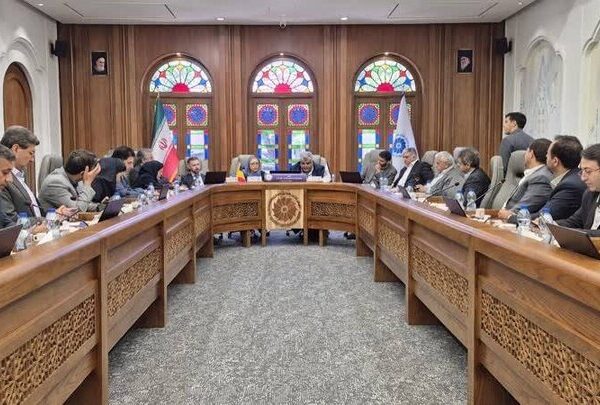 یزد ایران و رومانی: بررسی راه‌های گسترش روابط فرهنگی 